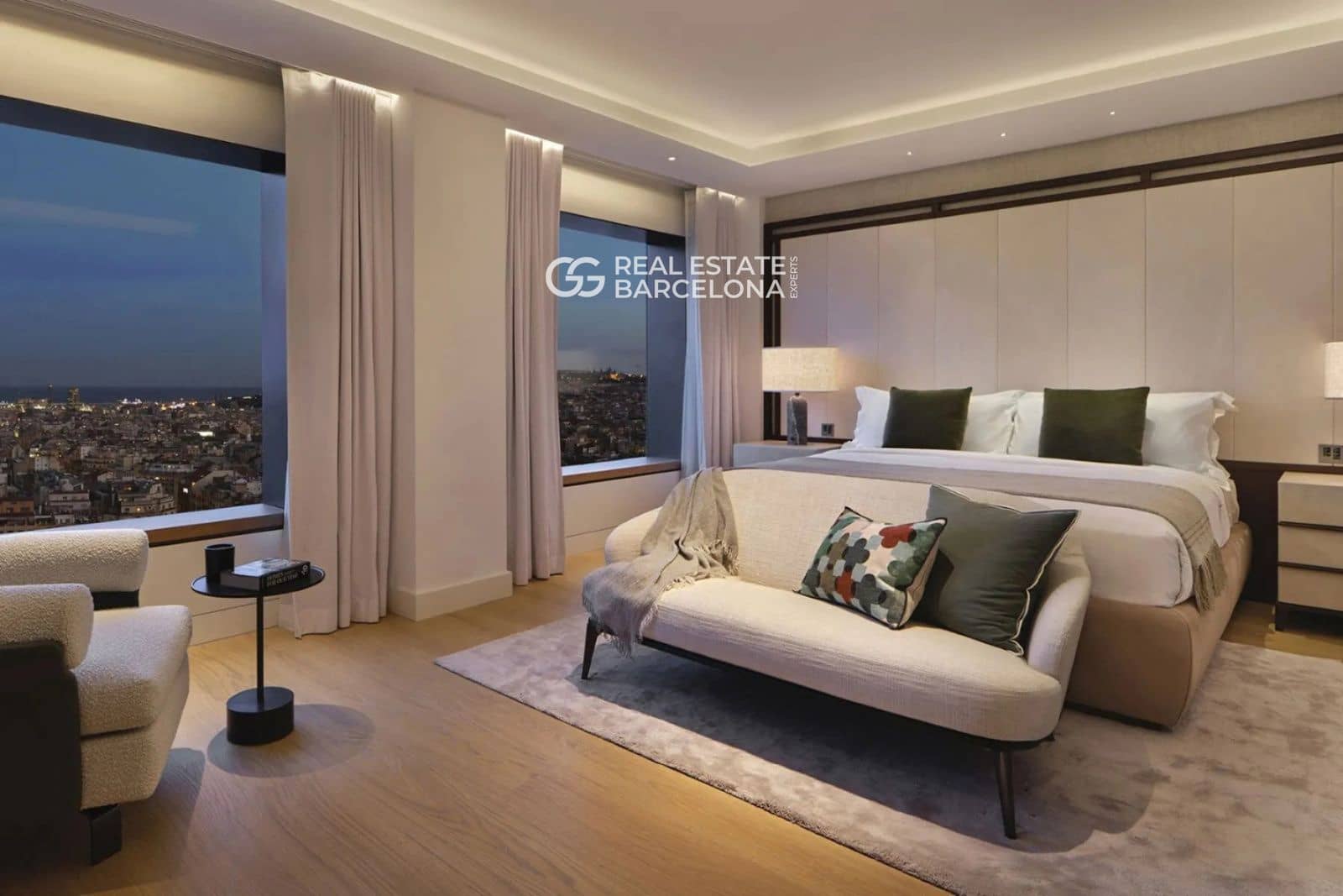 3 bedroom Flat for sale in Barcelona city with pool - € 8,800,000 (Ref: 9482344)