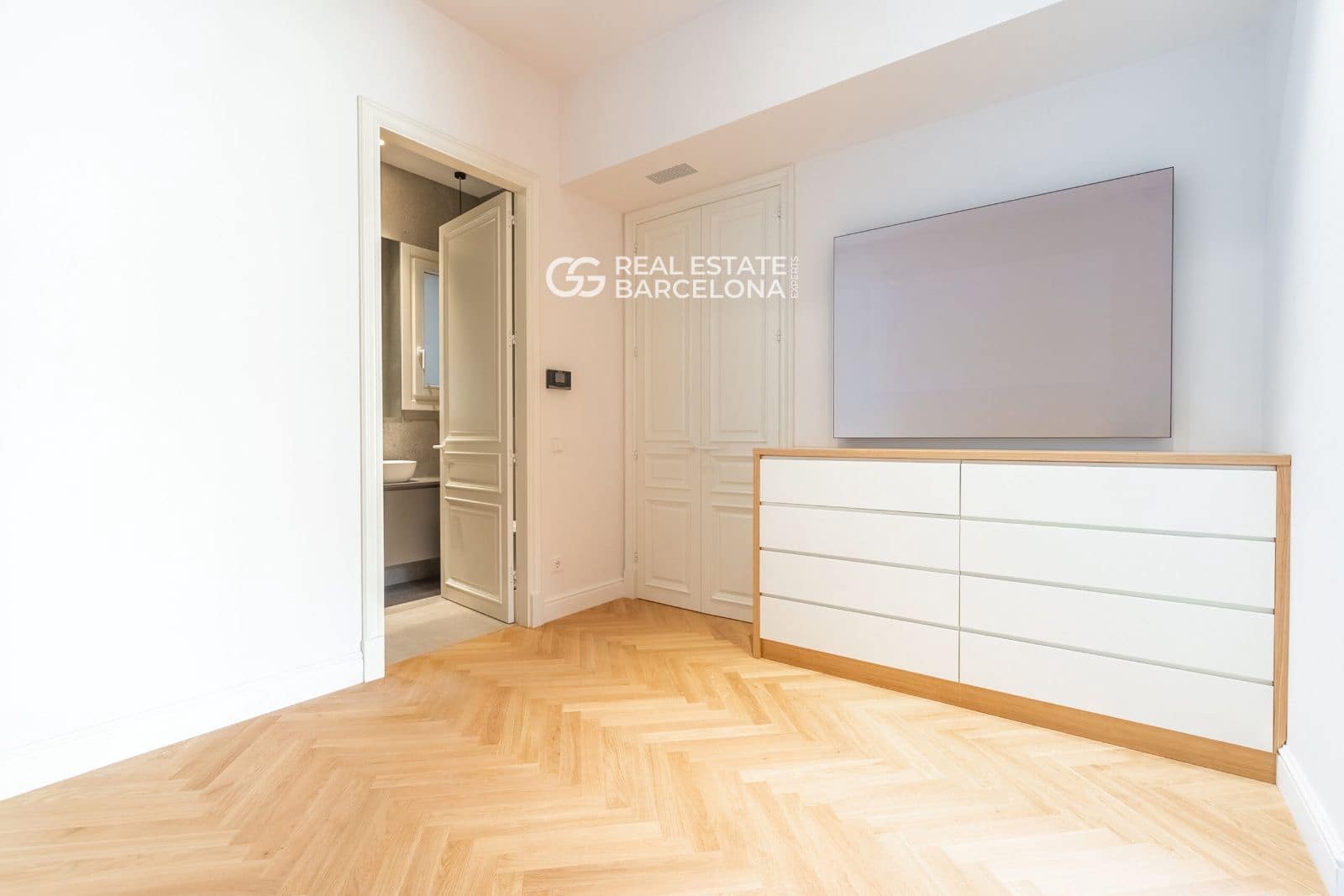 2 makuuhuone Asunto myytävänä paikassa Barcelona kaupunki - 710 000 € (Ref: 9482348)