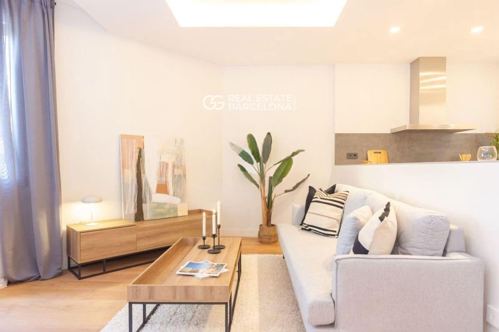 2 bedroom Flat for sale in Barcelona city - € 640,000 (Ref: 9482349)