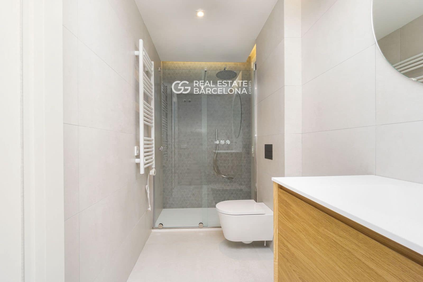 2 slaapkamer Flat te koop in Barcelona stad - € 625.000 (Ref: 9482350)