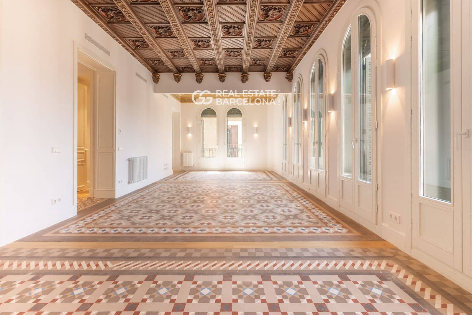 2 bedroom Flat for sale in Barcelona city - € 925,000 (Ref: 9482351)