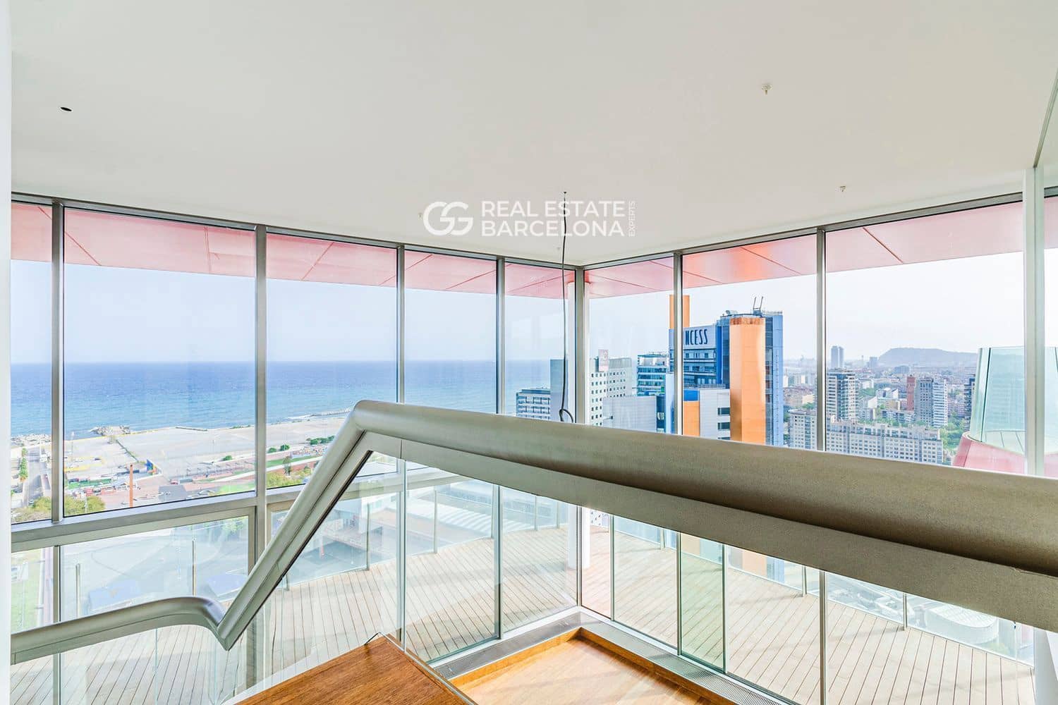 3 bedroom Flat for sale in Barcelona city with pool garage - € 7,600,000 (Ref: 9482352)