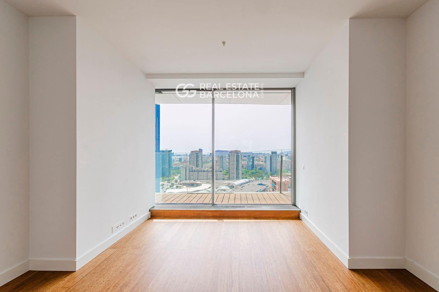 4 bedroom Flat for sale in Barcelona city with pool garage - € 6,550,000 (Ref: 9482353)