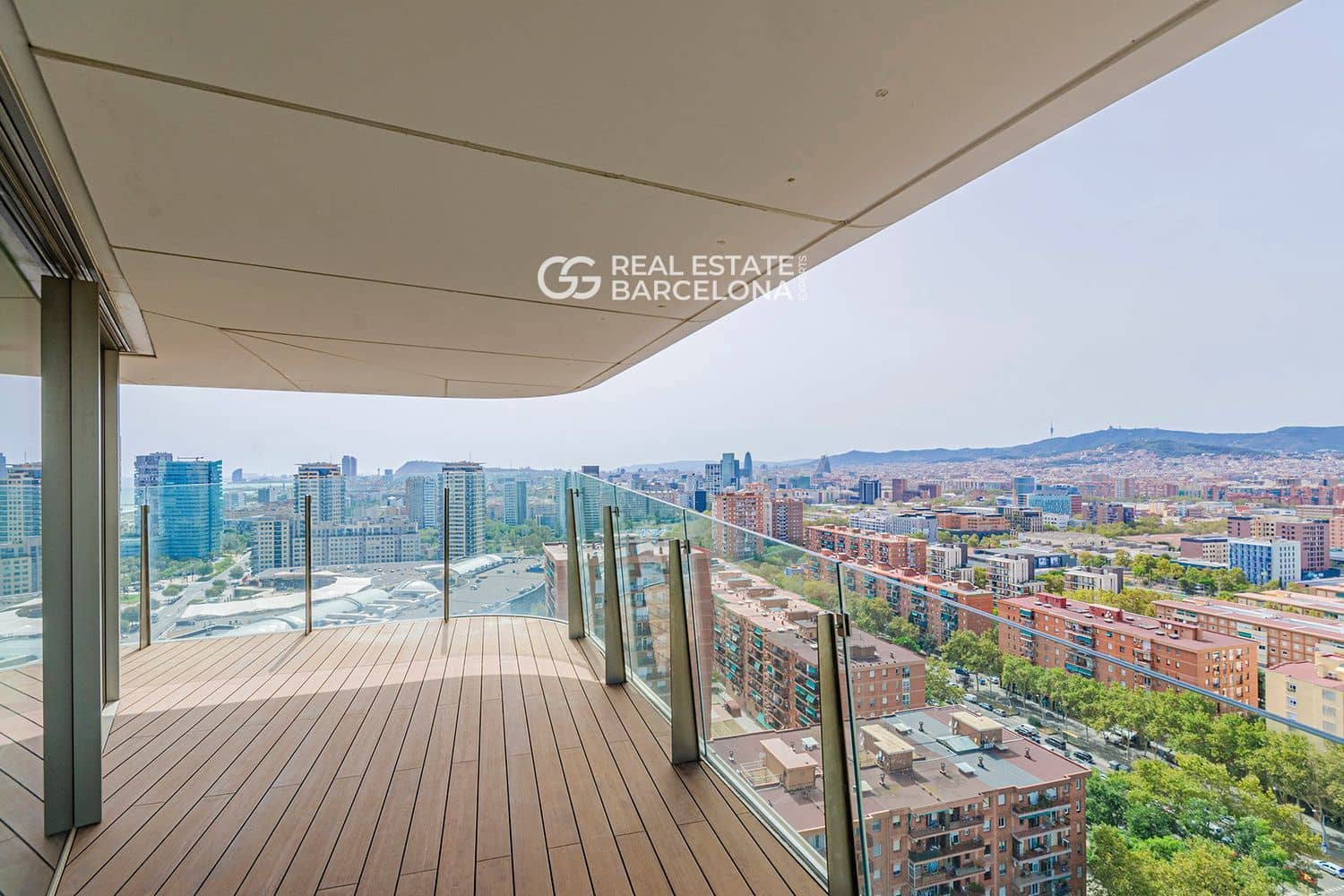 4 bedroom Flat for sale in Barcelona city with pool garage - € 6,550,000 (Ref: 9482353)