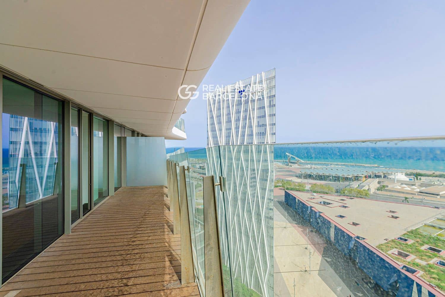 4 bedroom Flat for sale in Barcelona city with pool garage - € 6,550,000 (Ref: 9482353)