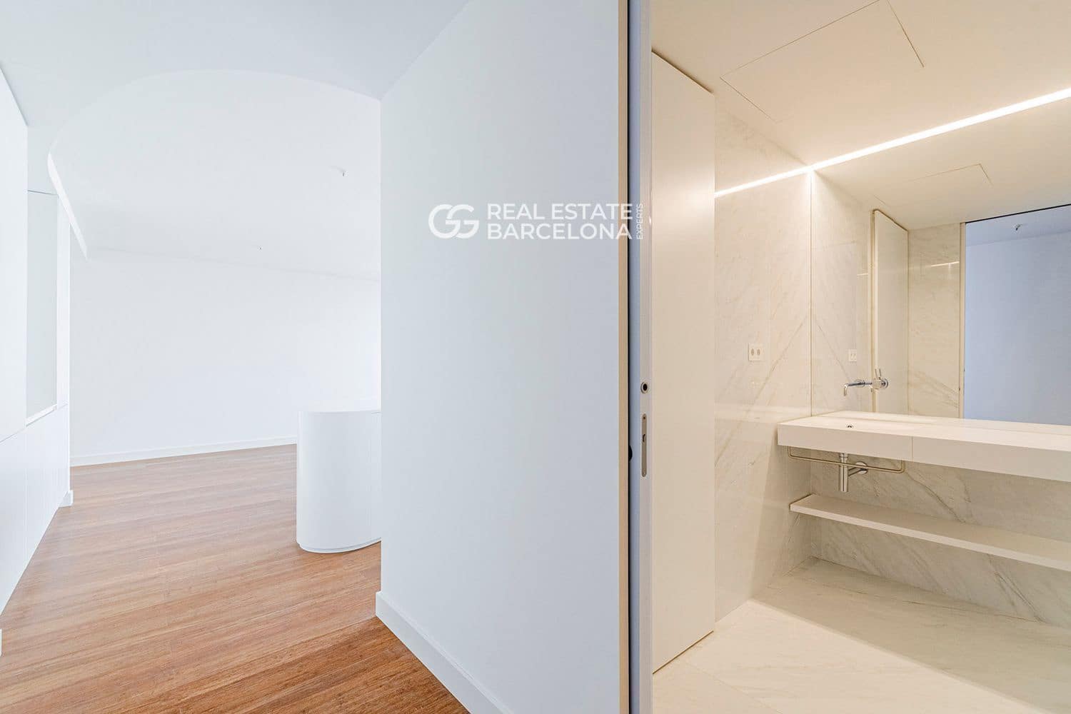 3 bedroom Flat for sale in Barcelona city with pool garage - € 3,950,000 (Ref: 9482355)