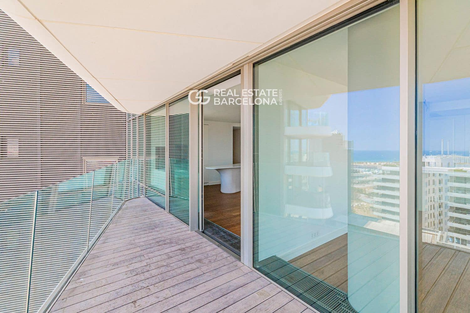 3 bedroom Flat for sale in Barcelona city with pool garage - € 3,950,000 (Ref: 9482355)