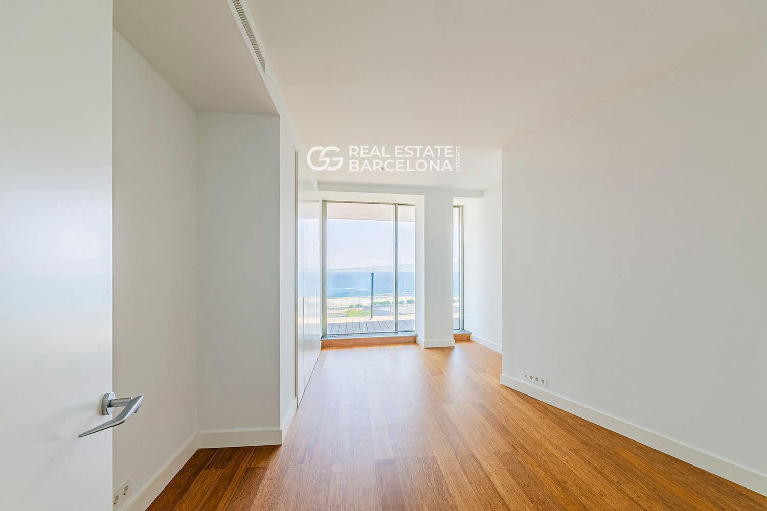 3 bedroom Flat for sale in Barcelona city with pool garage - € 3,450,000 (Ref: 9482356)