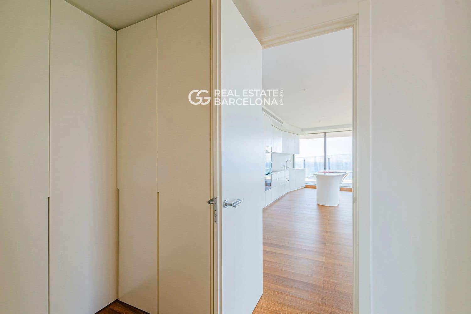 3 bedroom Flat for sale in Barcelona city with pool garage - € 3,450,000 (Ref: 9482356)