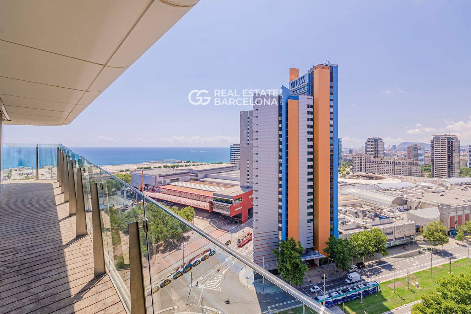 3 bedroom Flat for sale in Barcelona city with pool garage - € 3,450,000 (Ref: 9482356)