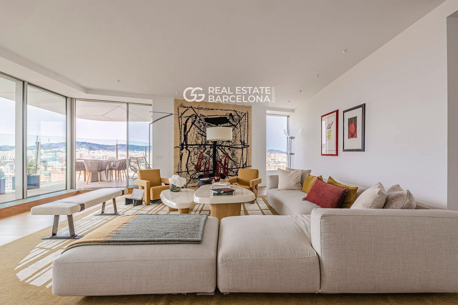 3 bedroom Flat for sale in Barcelona city with pool garage - € 2,497,000 (Ref: 9482358)