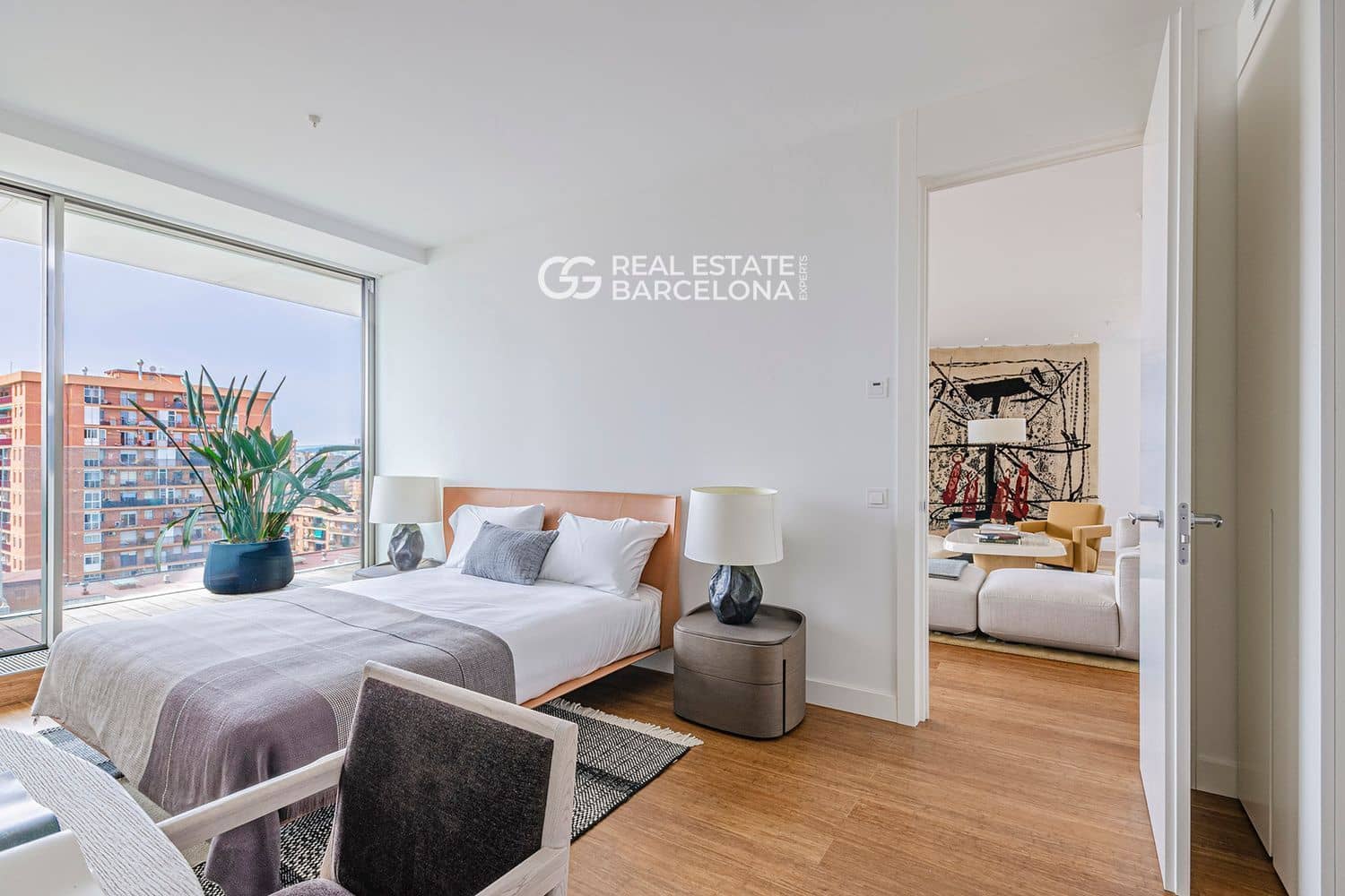 3 bedroom Flat for sale in Barcelona city with pool garage - € 2,497,000 (Ref: 9482358)