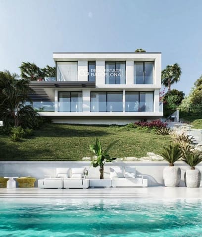 3 soverom Villa til salgs i Lloret de Mar med svømmebasseng - € 1 200 000 (Ref: 9482363)