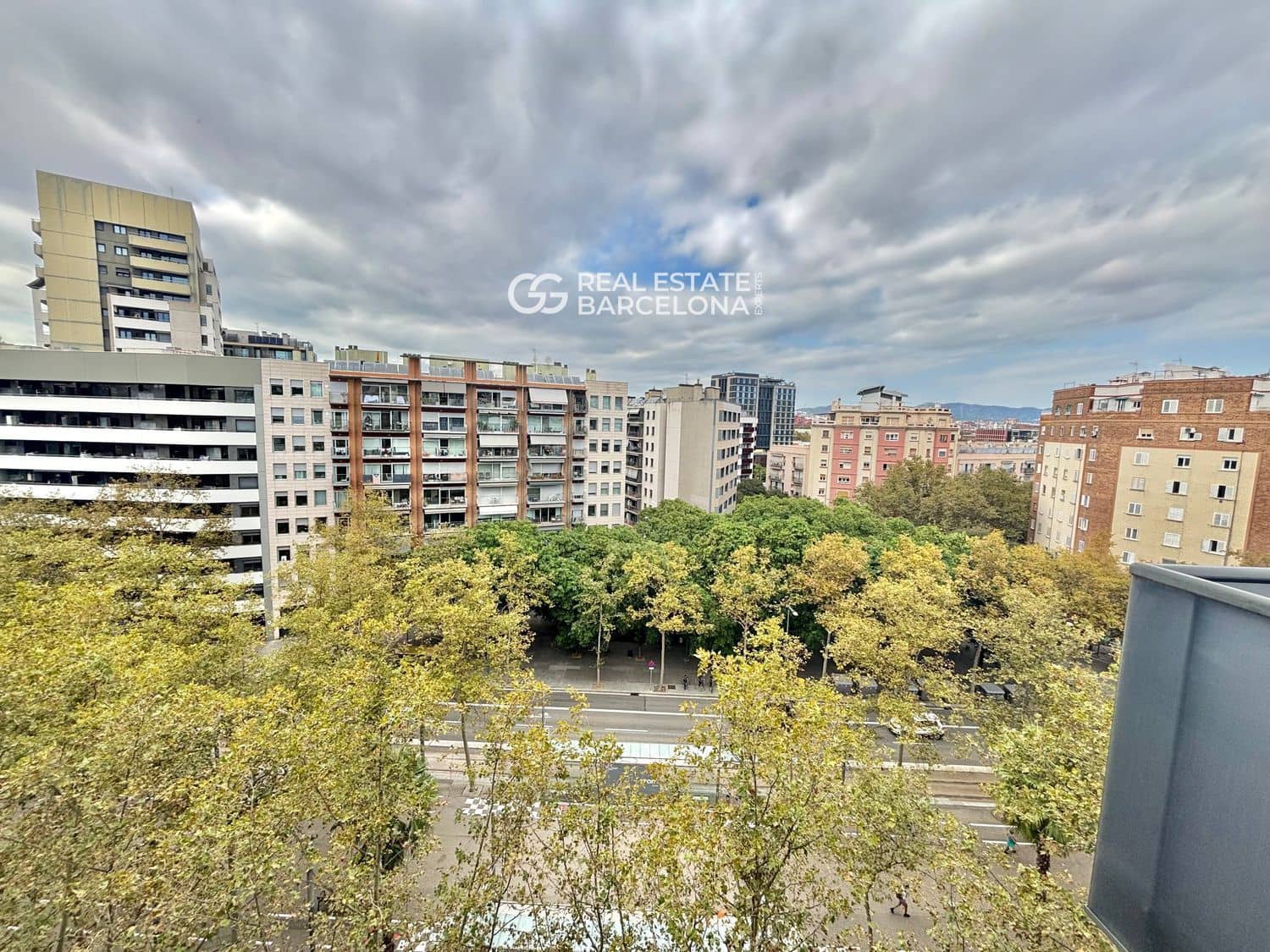 Piso de 2 habitaciones en Barcelona ciudad en venta con piscina - 595.000 € (Ref: 9482369)