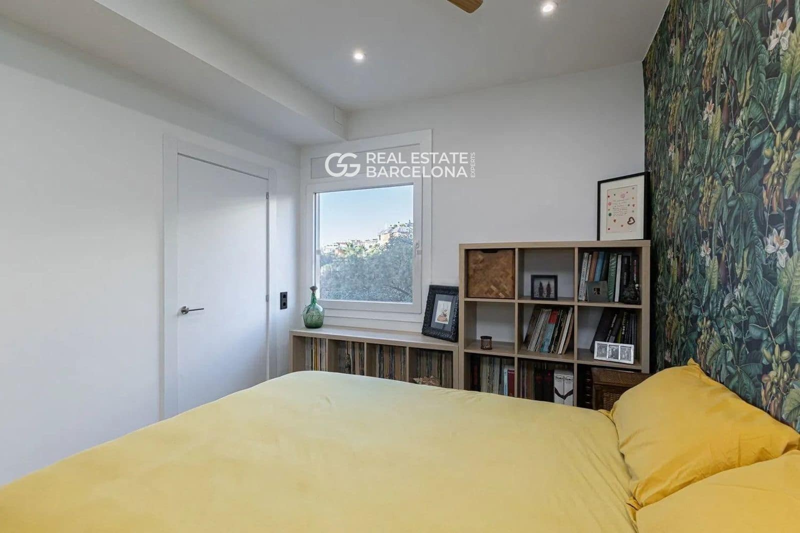 3 bedroom Flat for sale in Barcelona city - € 690,000 (Ref: 9482370)