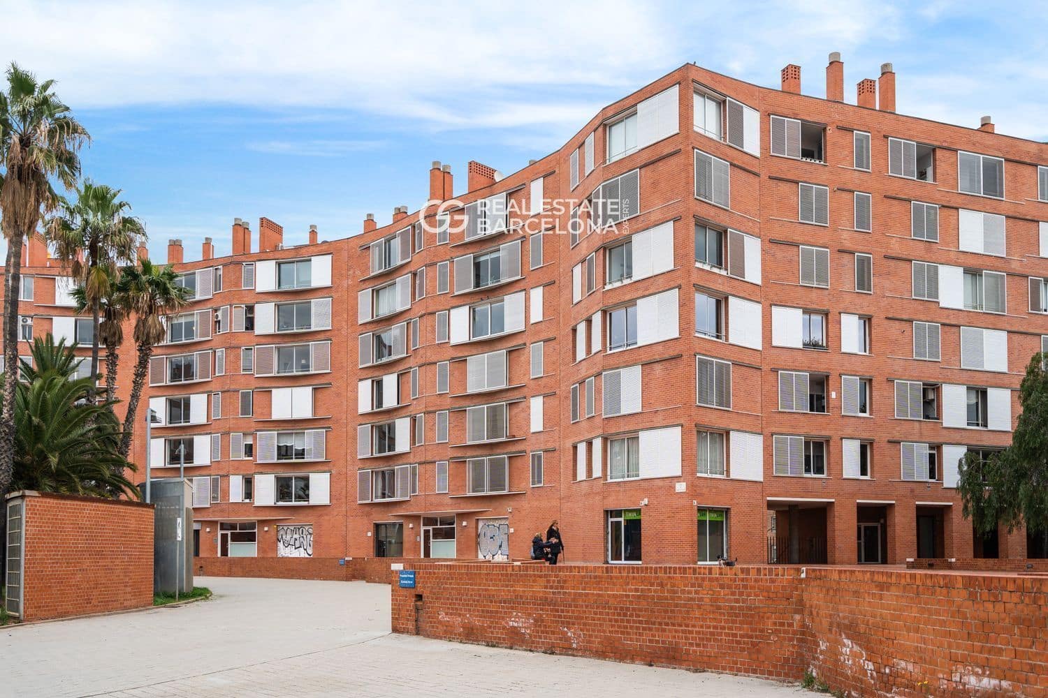 3 bedroom Flat for sale in Barcelona city - € 535,000 (Ref: 9482371)