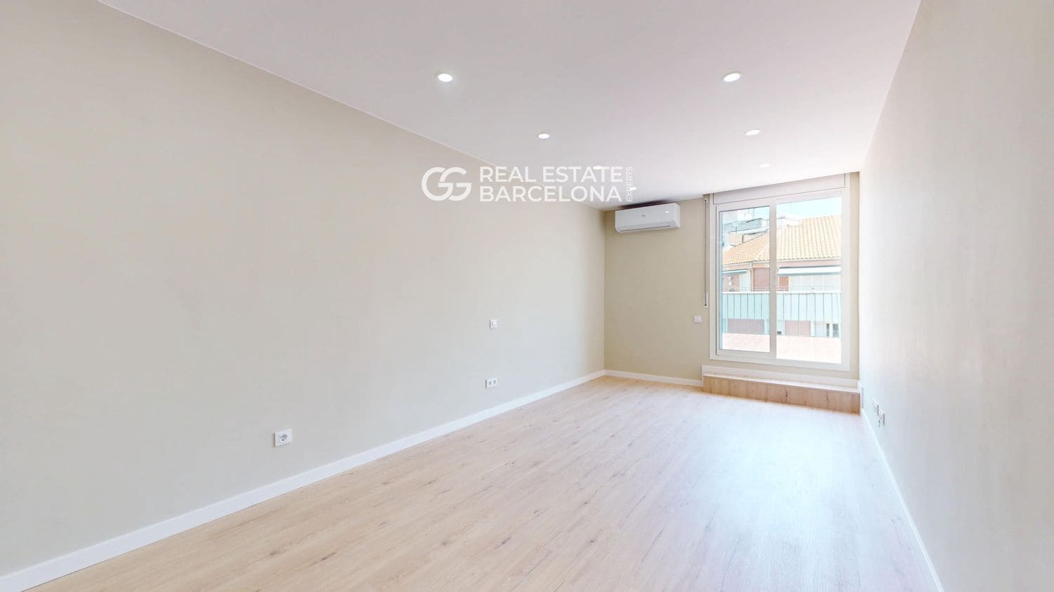 3 bedroom Penthouse for sale in Barcelona city - € 620,000 (Ref: 9482372)