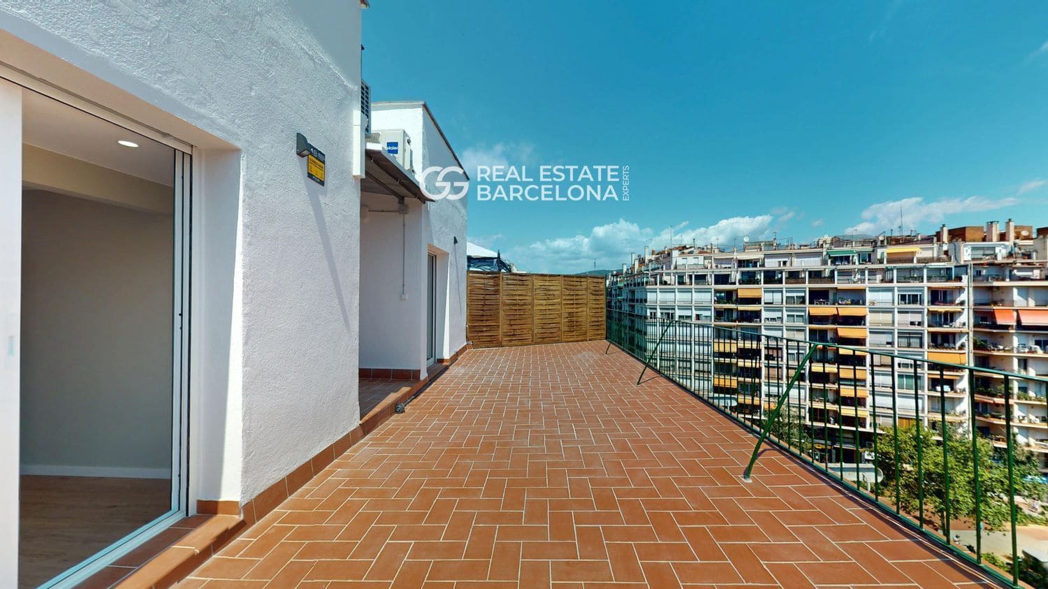 3 bedroom Penthouse for sale in Barcelona city - € 620,000 (Ref: 9482372)