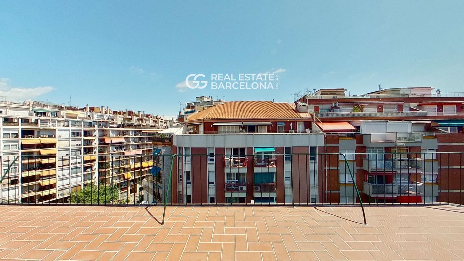 3 bedroom Penthouse for sale in Barcelona city - € 620,000 (Ref: 9482372)