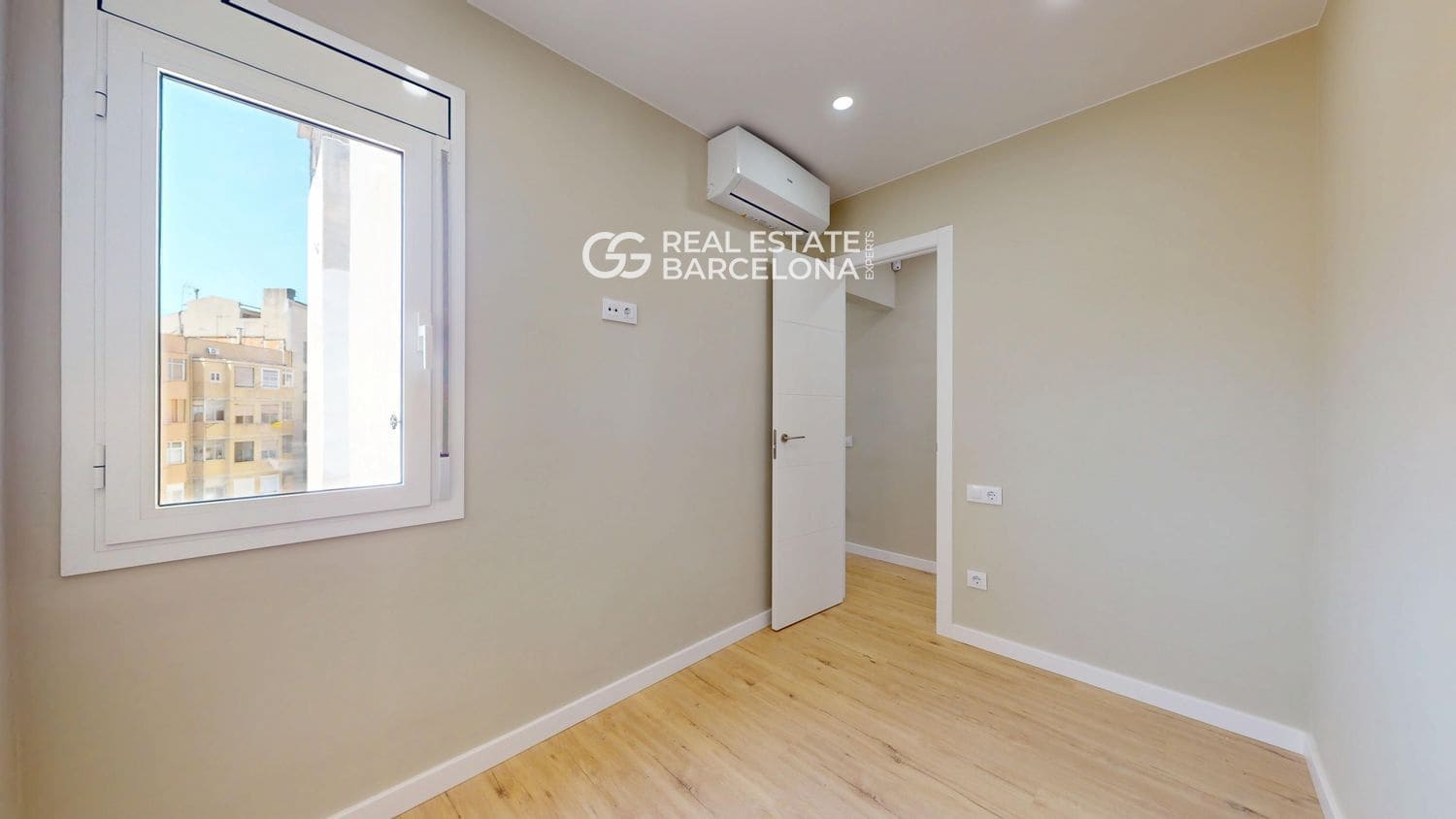 3 bedroom Penthouse for sale in Barcelona city - € 620,000 (Ref: 9482372)