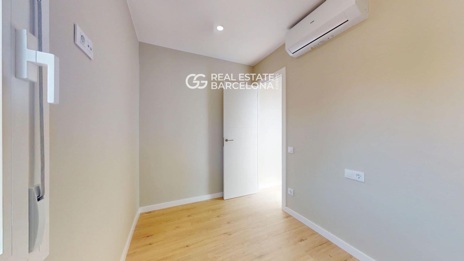 3 bedroom Penthouse for sale in Barcelona city - € 620,000 (Ref: 9482372)