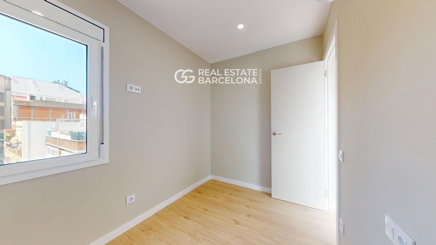 3 bedroom Penthouse for sale in Barcelona city - € 620,000 (Ref: 9482372)