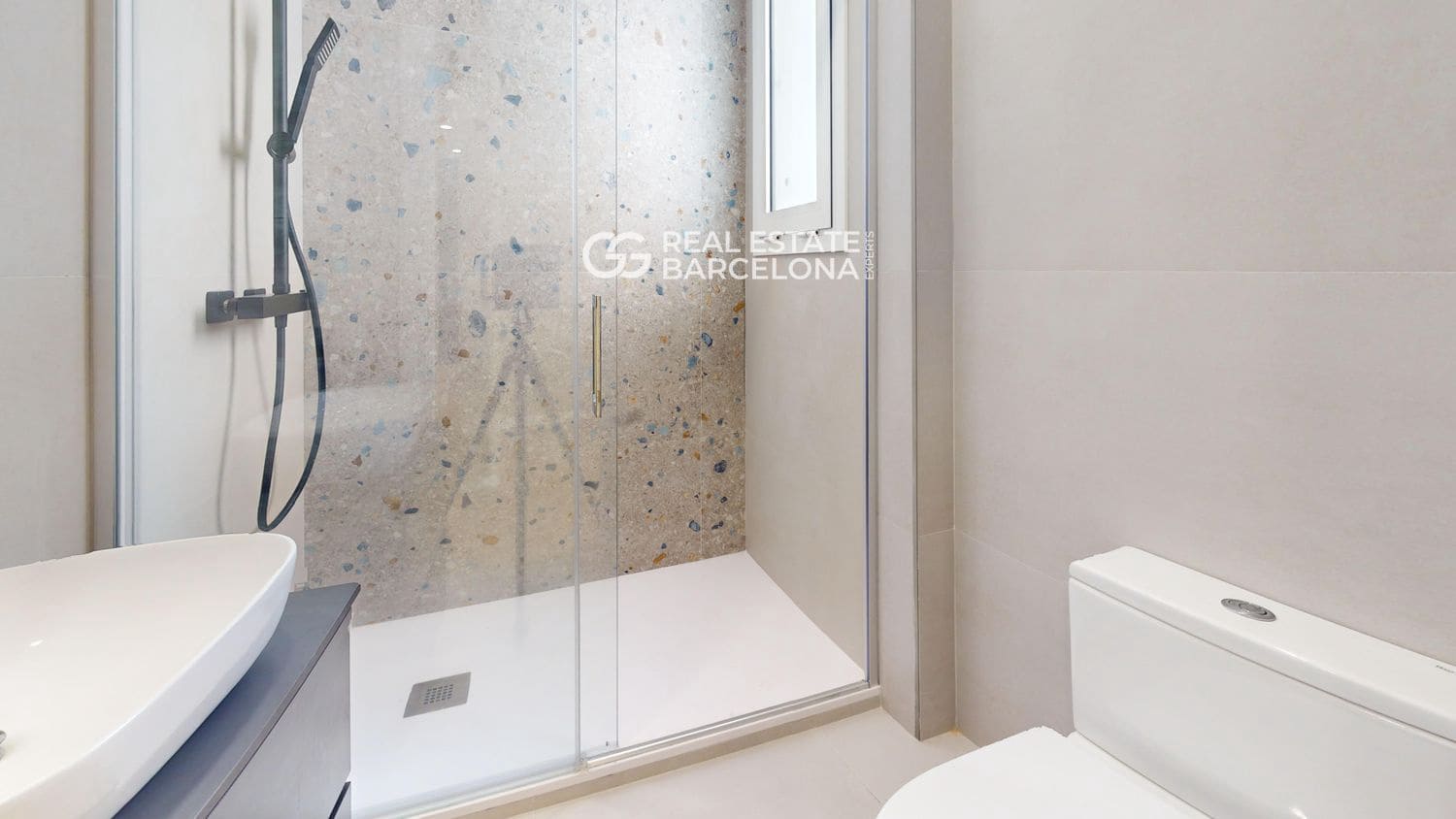 3 bedroom Penthouse for sale in Barcelona city - € 620,000 (Ref: 9482372)