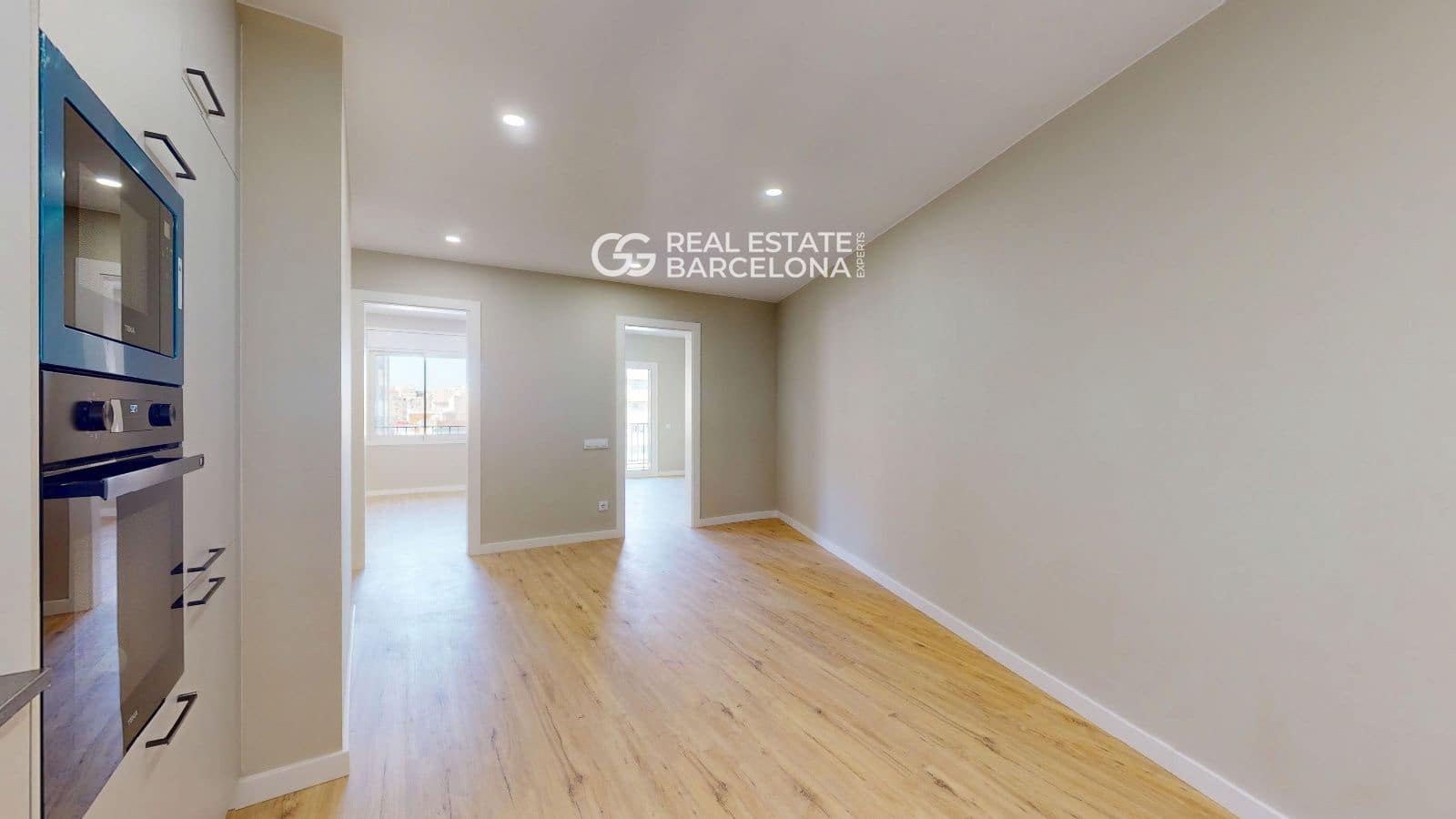 4 bedroom Flat for sale in Barcelona city - € 530,000 (Ref: 9482373)