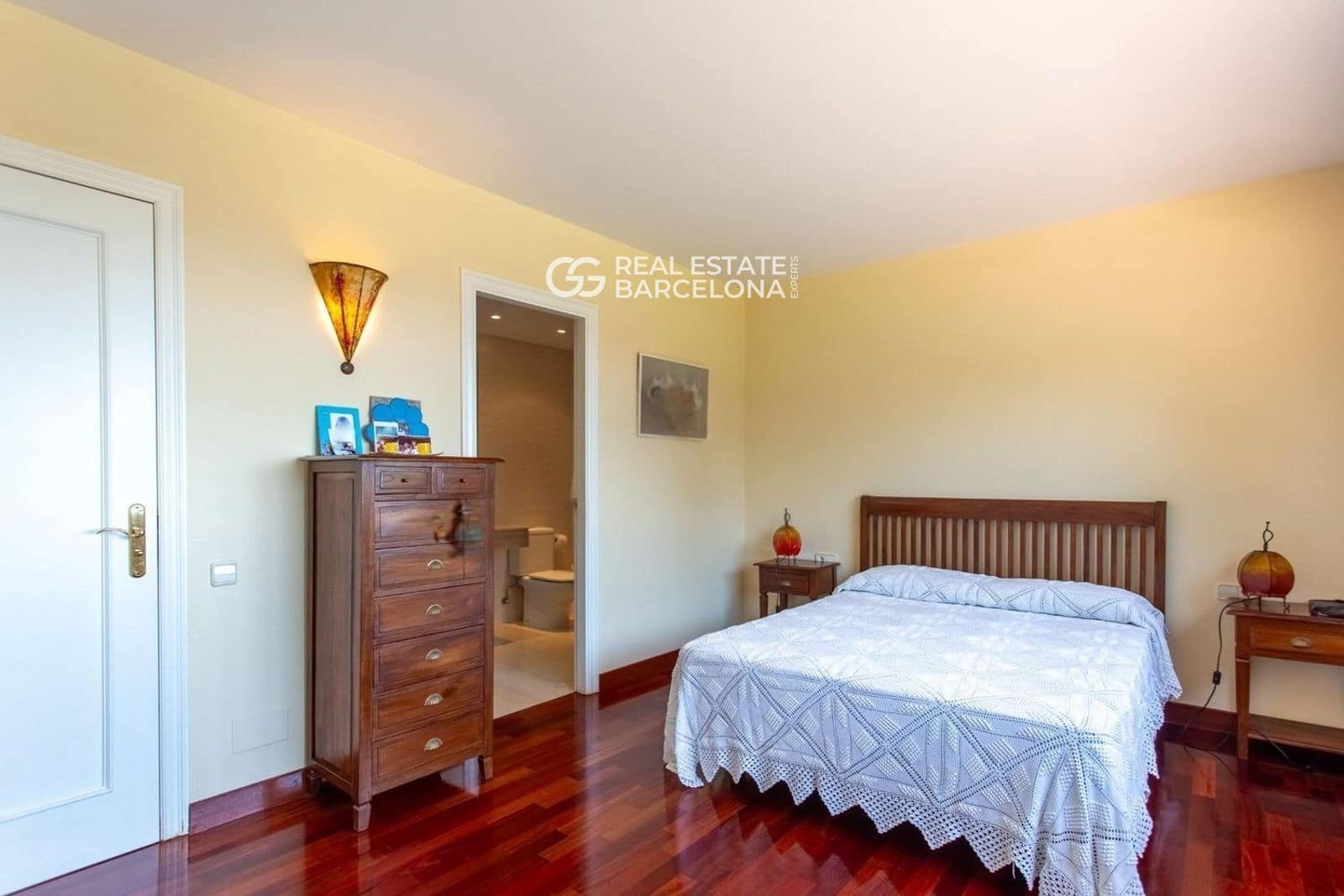 7 slaapkamer Villa te koop in Sant Andreu de Llavaneres met zwembad garage - € 1.800.000 (Ref: 9493947)