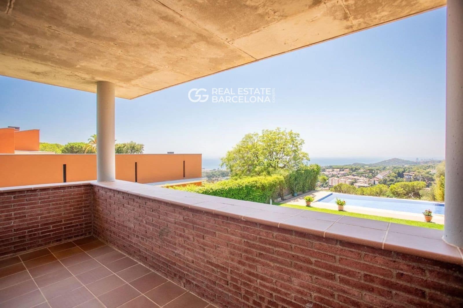 7 slaapkamer Villa te koop in Sant Andreu de Llavaneres met zwembad garage - € 1.800.000 (Ref: 9493947)