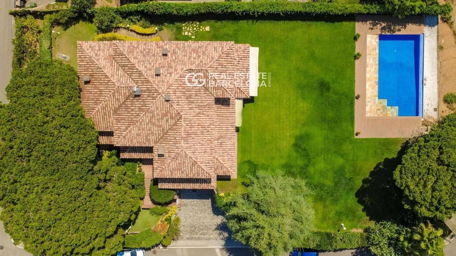 7 slaapkamer Villa te koop in Sant Andreu de Llavaneres met zwembad garage - € 1.800.000 (Ref: 9493947)