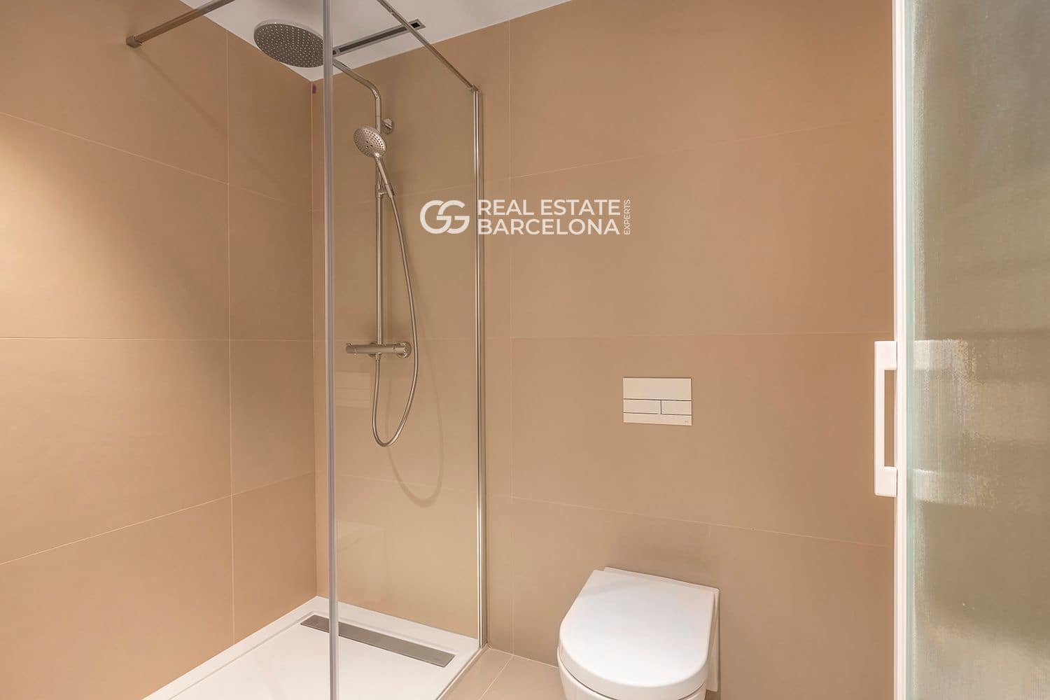 3 sovrum Lägenhet till salu i Barcelona stad med pool - 2 600 000 € (Ref: 9496356)