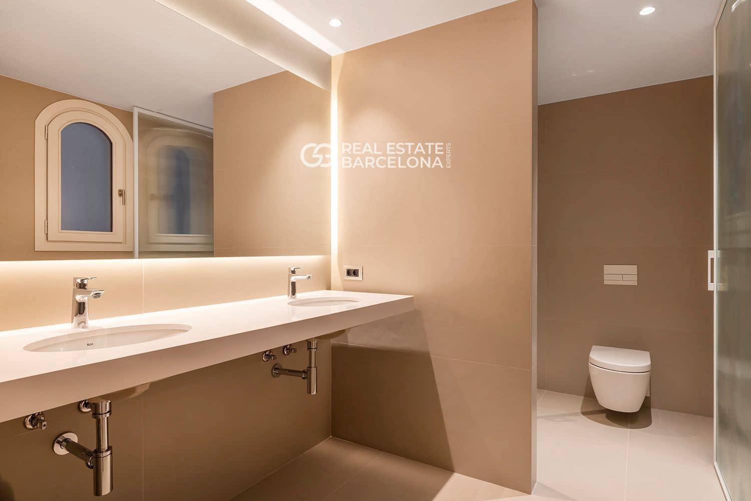 3 sovrum Lägenhet till salu i Barcelona stad med pool - 2 285 000 € (Ref: 9496357)