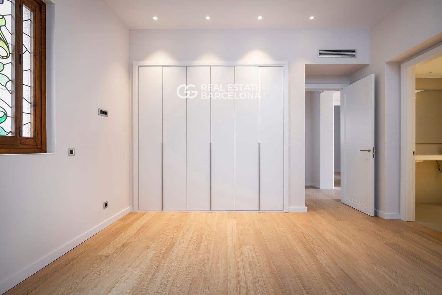 3 sovrum Lägenhet till salu i Barcelona stad med pool - 2 285 000 € (Ref: 9496357)