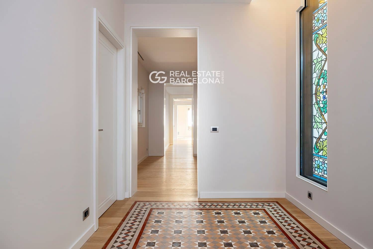 3 sovrum Lägenhet till salu i Barcelona stad med pool - 2 185 000 € (Ref: 9496508)