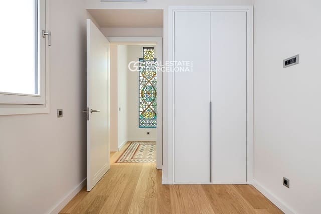 3 sovrum Lägenhet till salu i Barcelona stad med pool - 2 185 000 € (Ref: 9496508)
