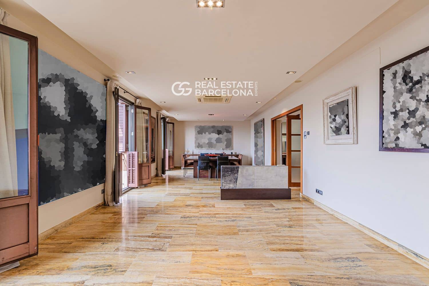 3 slaapkamer Flat te koop in Barcelona stad met garage - € 3.500.000 (Ref: 9511330)