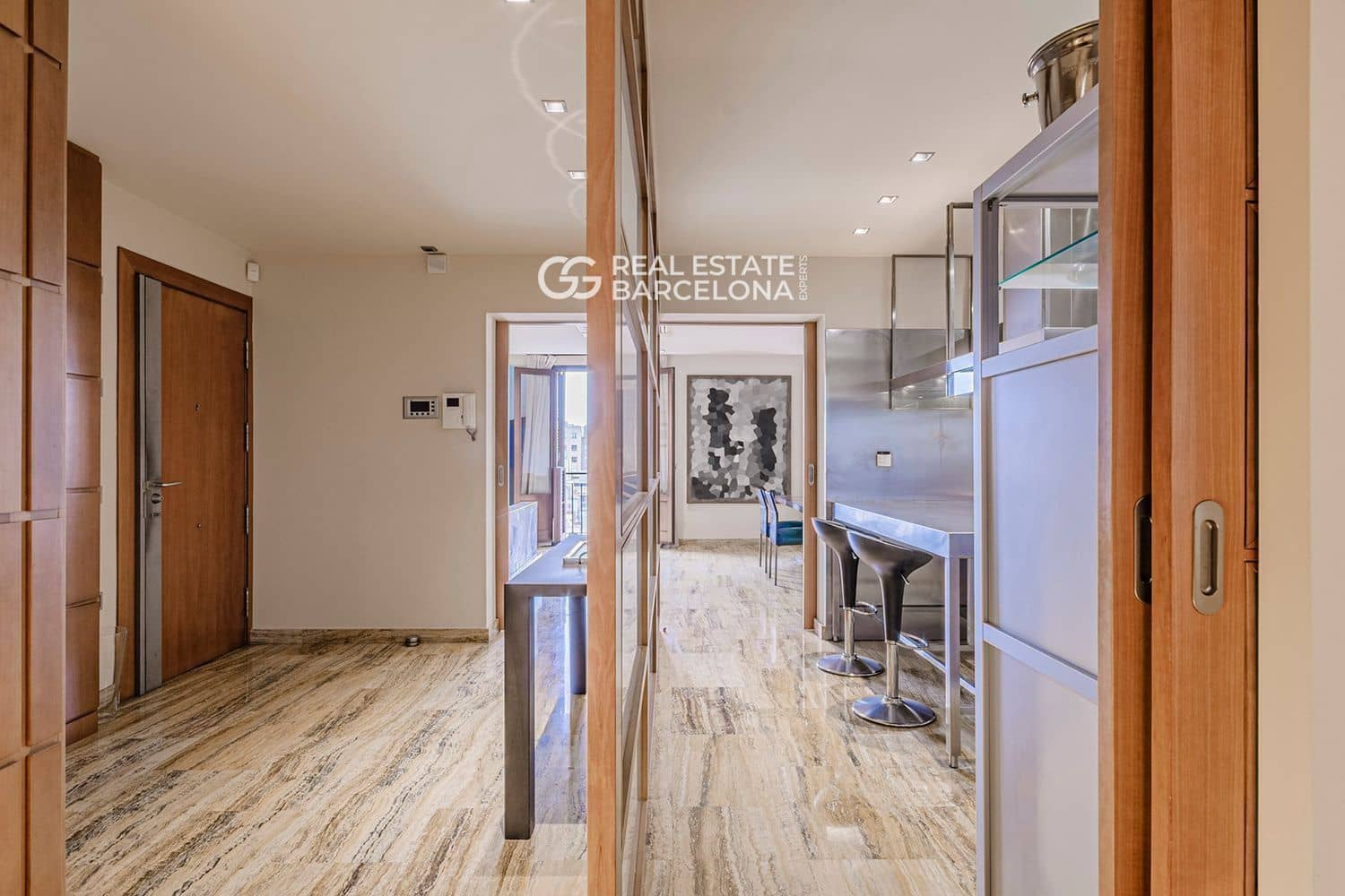 3 slaapkamer Flat te koop in Barcelona stad met garage - € 3.500.000 (Ref: 9511330)