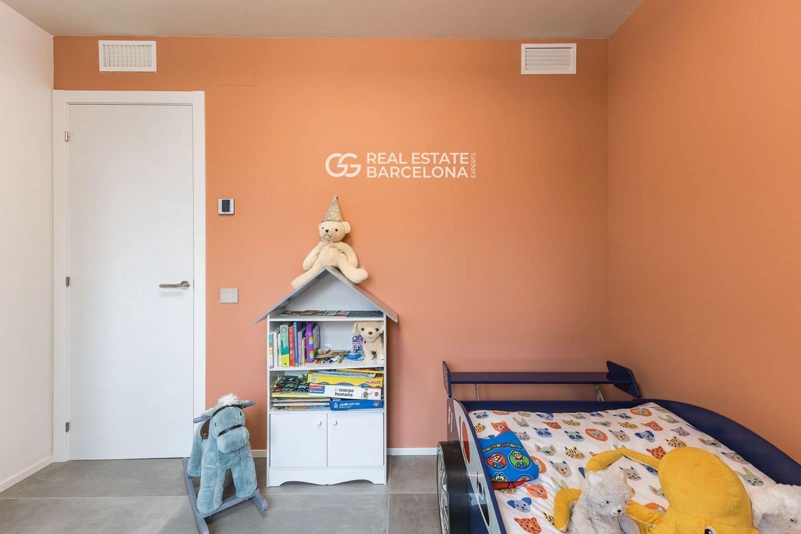 3 soveværelse Villa til salg i Gava med swimmingpool - € 1.280.000 (Ref: 9552691)