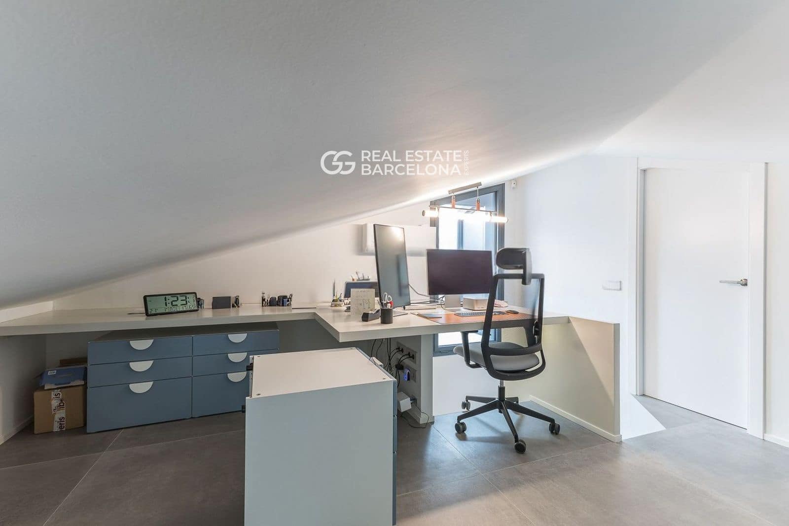 3 soveværelse Villa til salg i Gava med swimmingpool - € 1.280.000 (Ref: 9552691)