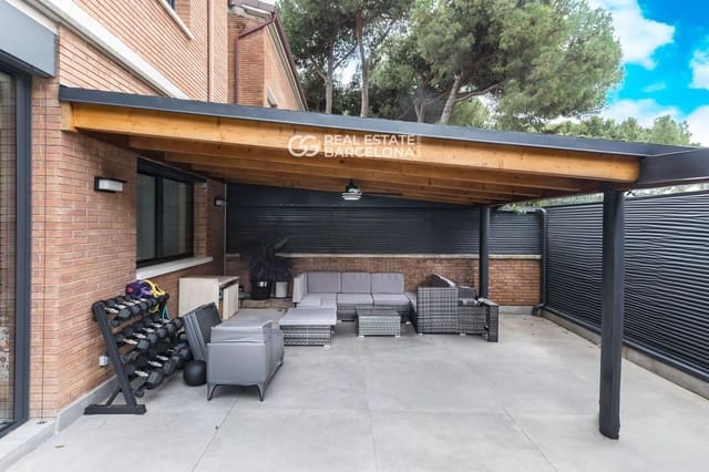 3 Zimmer Villa zu verkaufen in Gavà mit Pool - 1.280.000 € (Ref: 9552691)