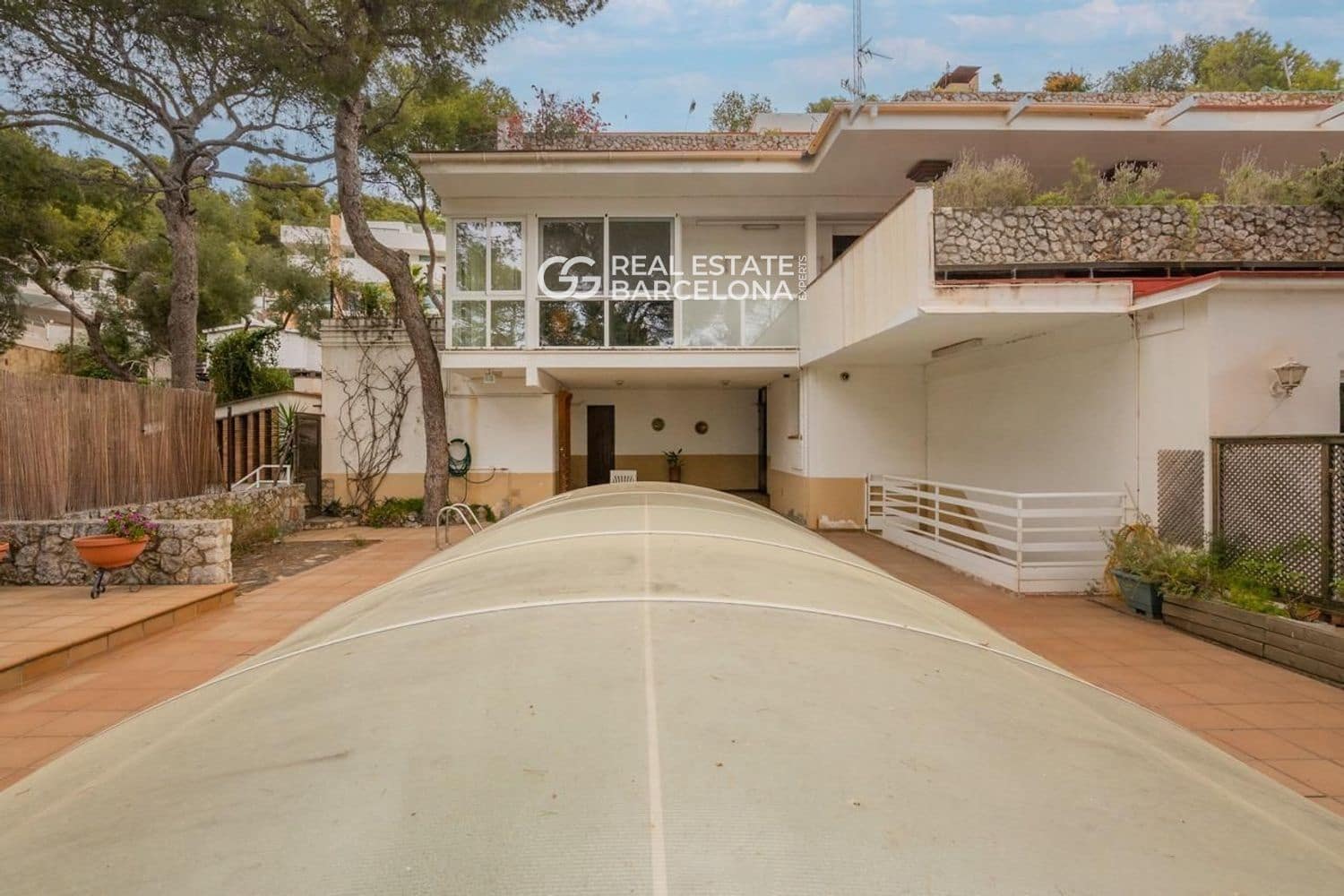 12 slaapkamer Villa te koop in Castelldefels met zwembad garage - € 1.930.000 (Ref: 9572005)