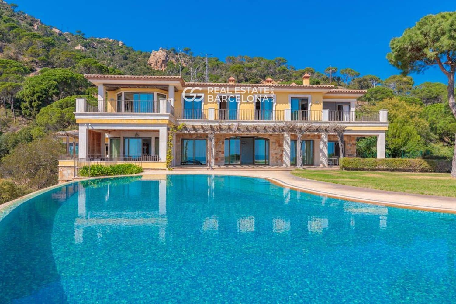 11 chambre Villa/Maison à vendre à Sant Feliu de Guixols avec piscine garage - 9 500 000 € (Ref: 9572193)