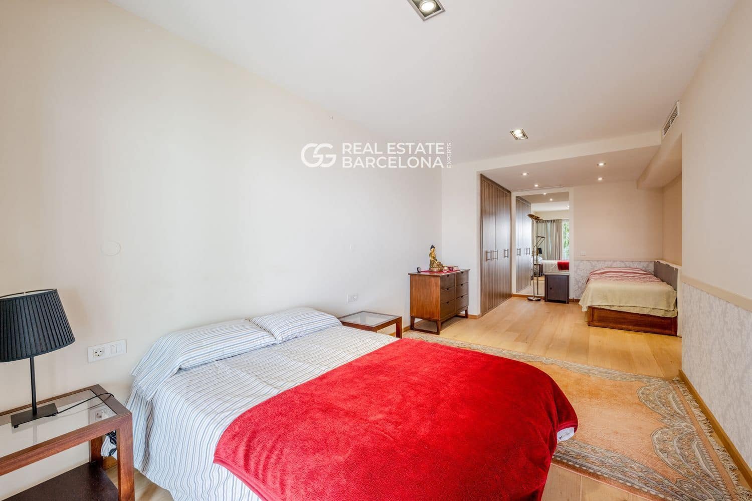 Piso de 4 habitaciones en Barcelona ciudad en venta con piscina garaje - 2.675.000 € (Ref: 9580121)