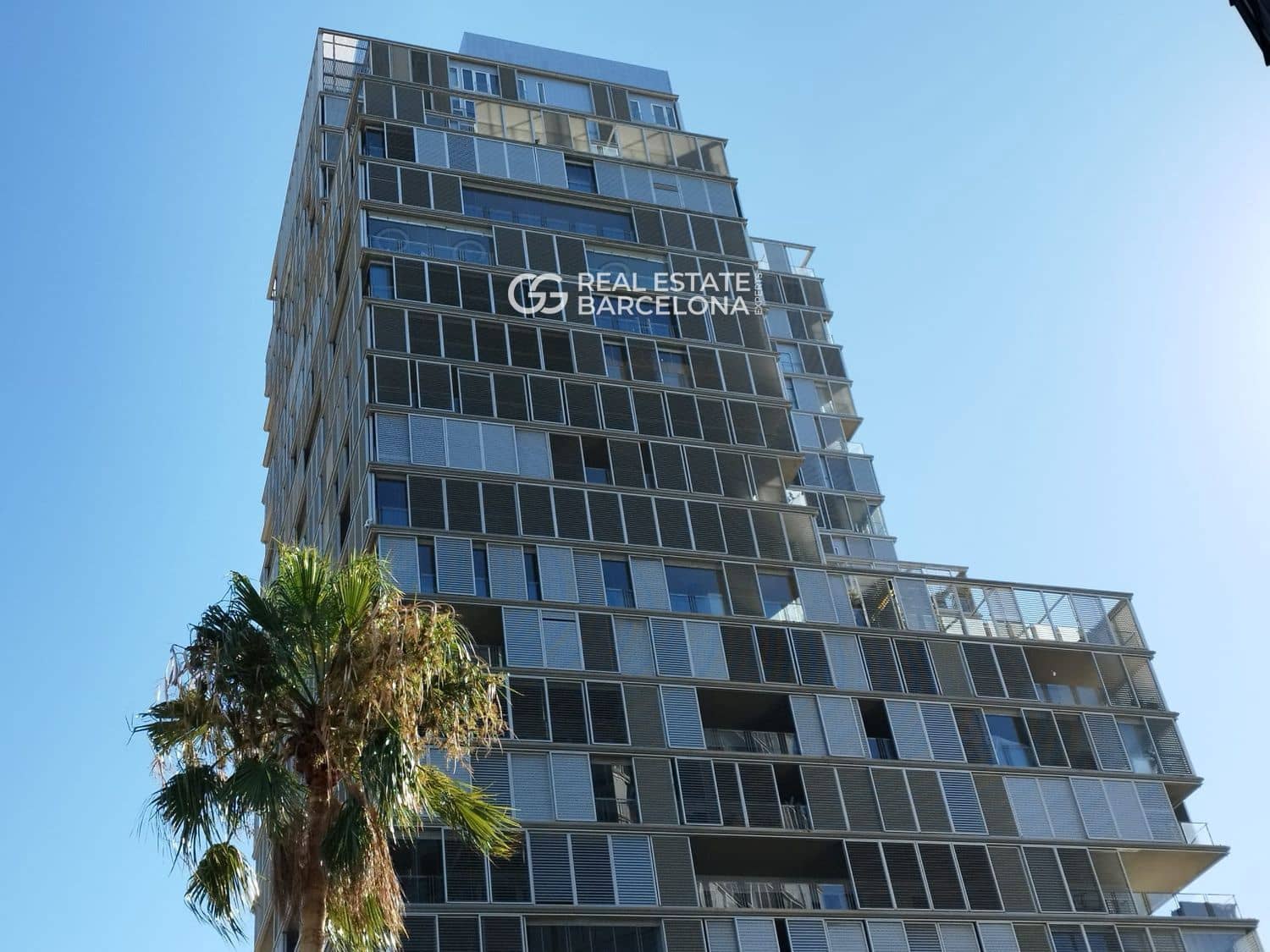 Piso de 4 habitaciones en Barcelona ciudad en venta con piscina garaje - 2.675.000 € (Ref: 9580121)