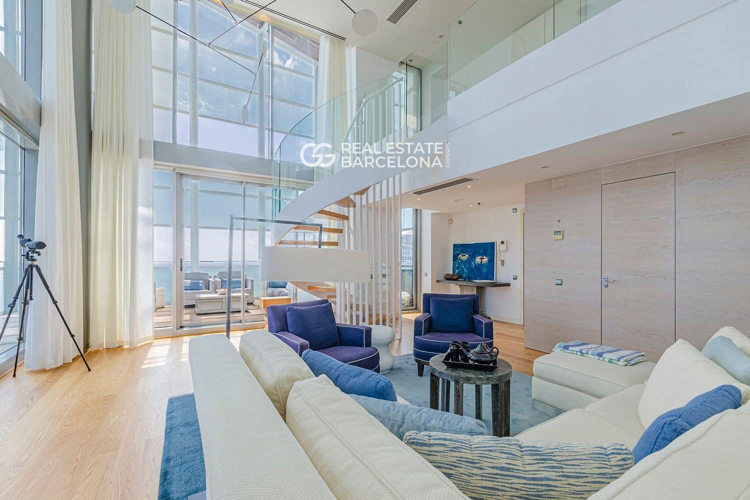 Piso de 2 habitaciones en Barcelona ciudad en venta con piscina garaje - 2.195.000 € (Ref: 9580122)