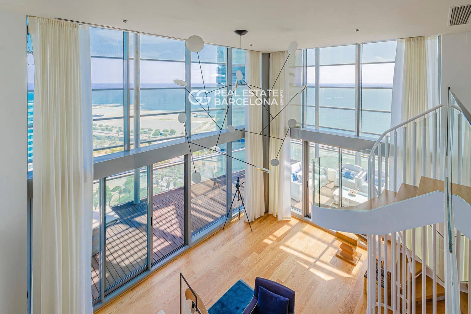 Piso de 2 habitaciones en Barcelona ciudad en venta con piscina garaje - 2.195.000 € (Ref: 9580122)