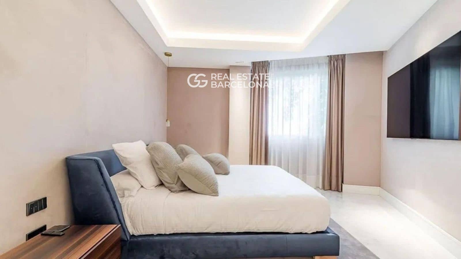 4 makuuhuone Asunto myytävänä paikassa Barcelona kaupunki mukana uima-altaan 
autotalli - 4 650 000 € (Ref: 9593054)