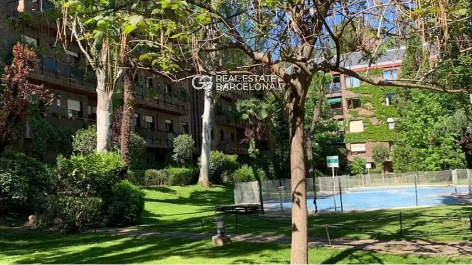 4 makuuhuone Asunto myytävänä paikassa Barcelona kaupunki mukana uima-altaan 
autotalli - 4 650 000 € (Ref: 9593054)