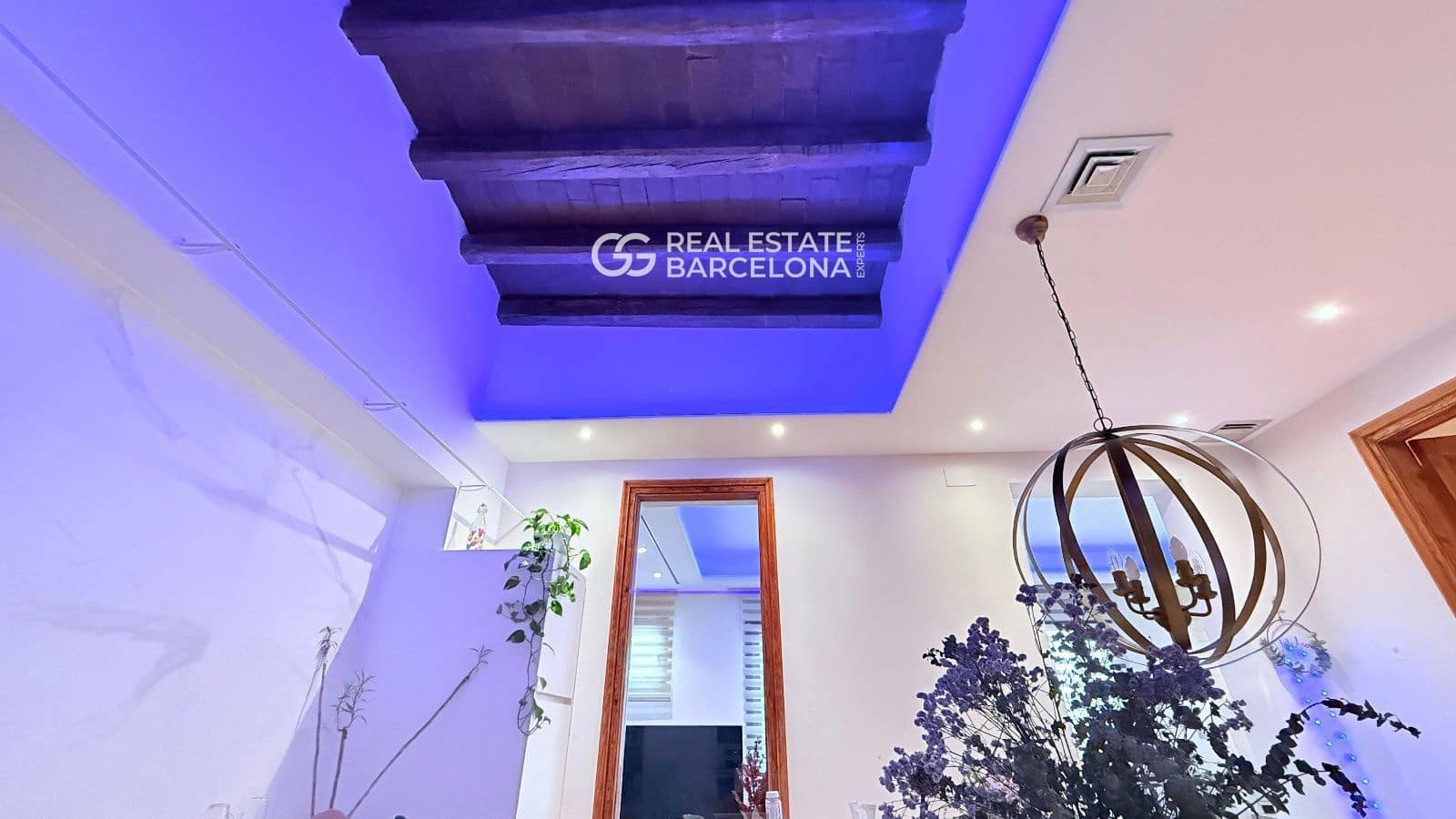 2 soverom Villa til salgs i Barcelona by - € 6 500 000 (Ref: 9606773)